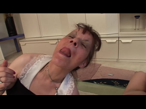 ❤️ İki nənənin və bir babanın üçlü var Sadəcə porno az.full-porner-com.ru ﹏
