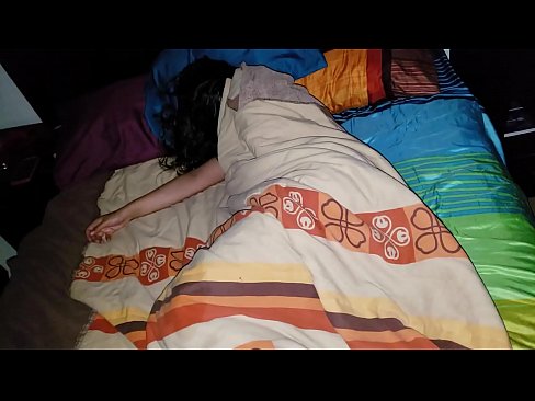 ❤️ Ögey oğul gənc ögey anası yatarkən onu təhqir edir. Sadəcə porno az.full-porner-com.ru ﹏